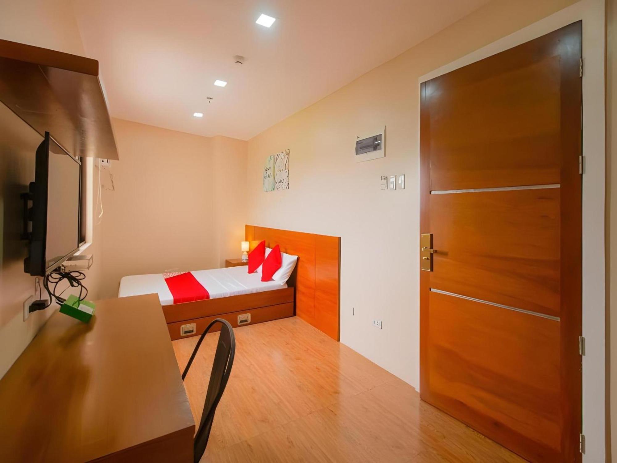 Super Oyo 832 The Teepee Place Hostel & Residence Inn 宿务 外观 照片
