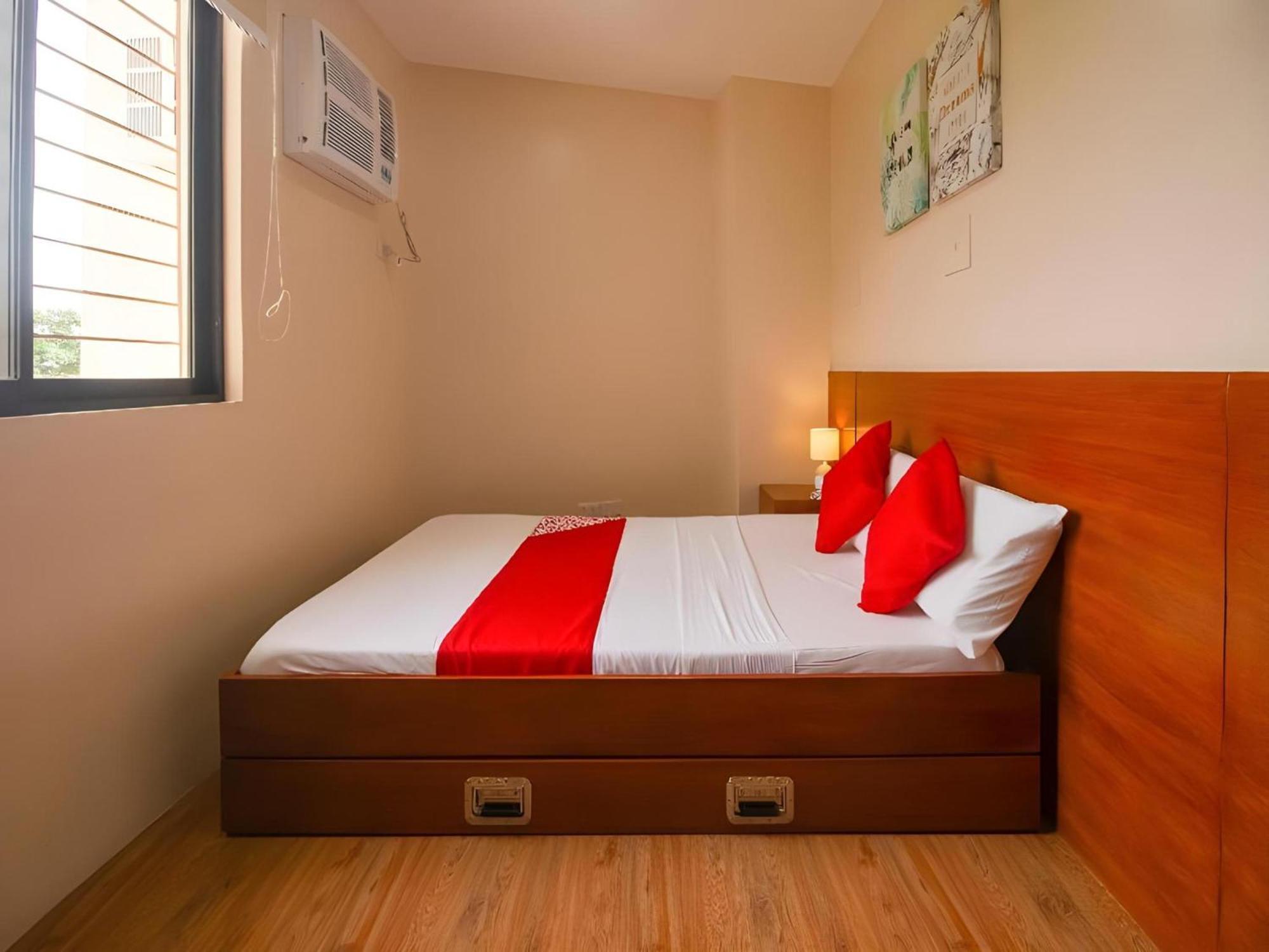 Super Oyo 832 The Teepee Place Hostel & Residence Inn 宿务 外观 照片