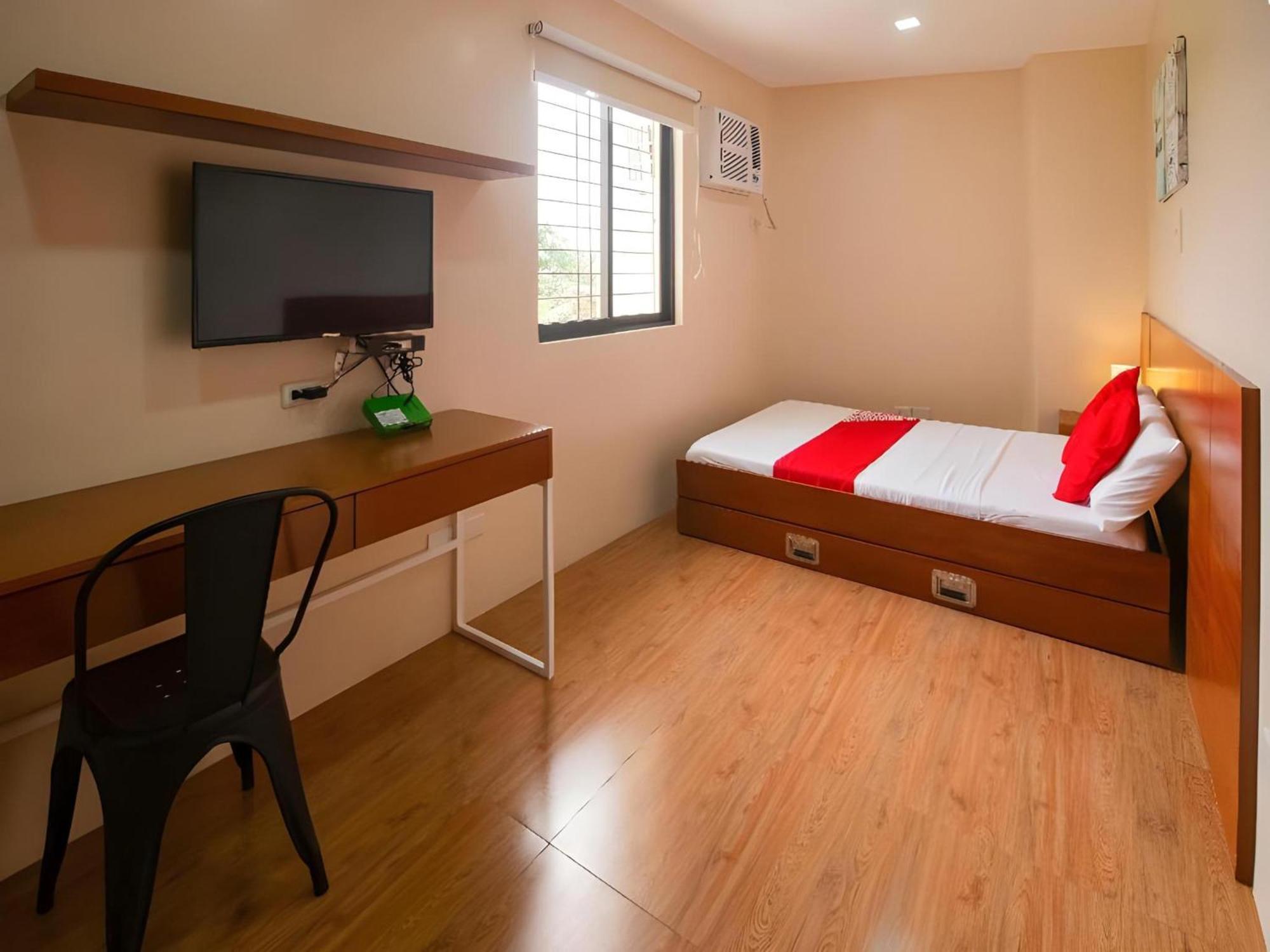 Super Oyo 832 The Teepee Place Hostel & Residence Inn 宿务 外观 照片