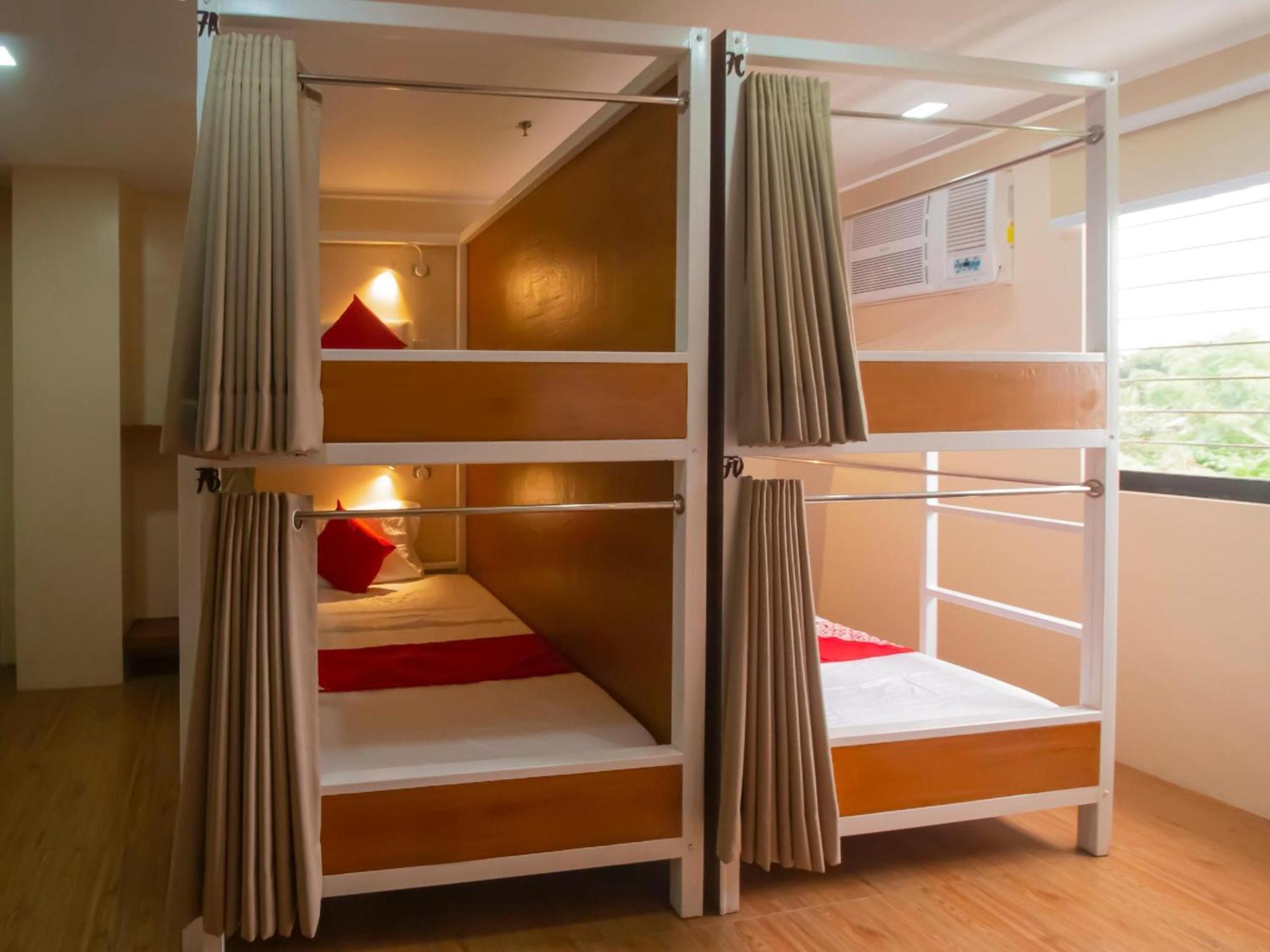 Super Oyo 832 The Teepee Place Hostel & Residence Inn 宿务 外观 照片
