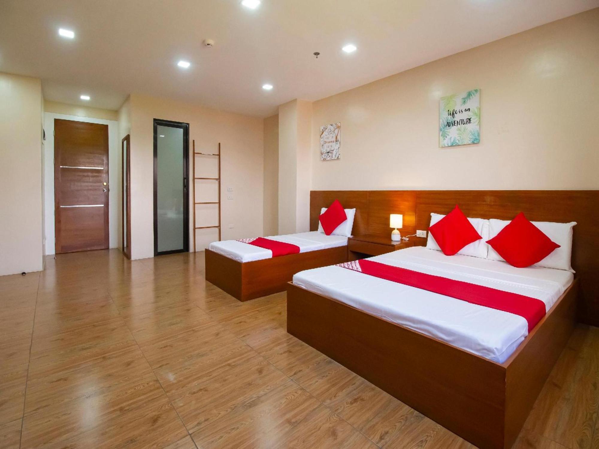 Super Oyo 832 The Teepee Place Hostel & Residence Inn 宿务 外观 照片
