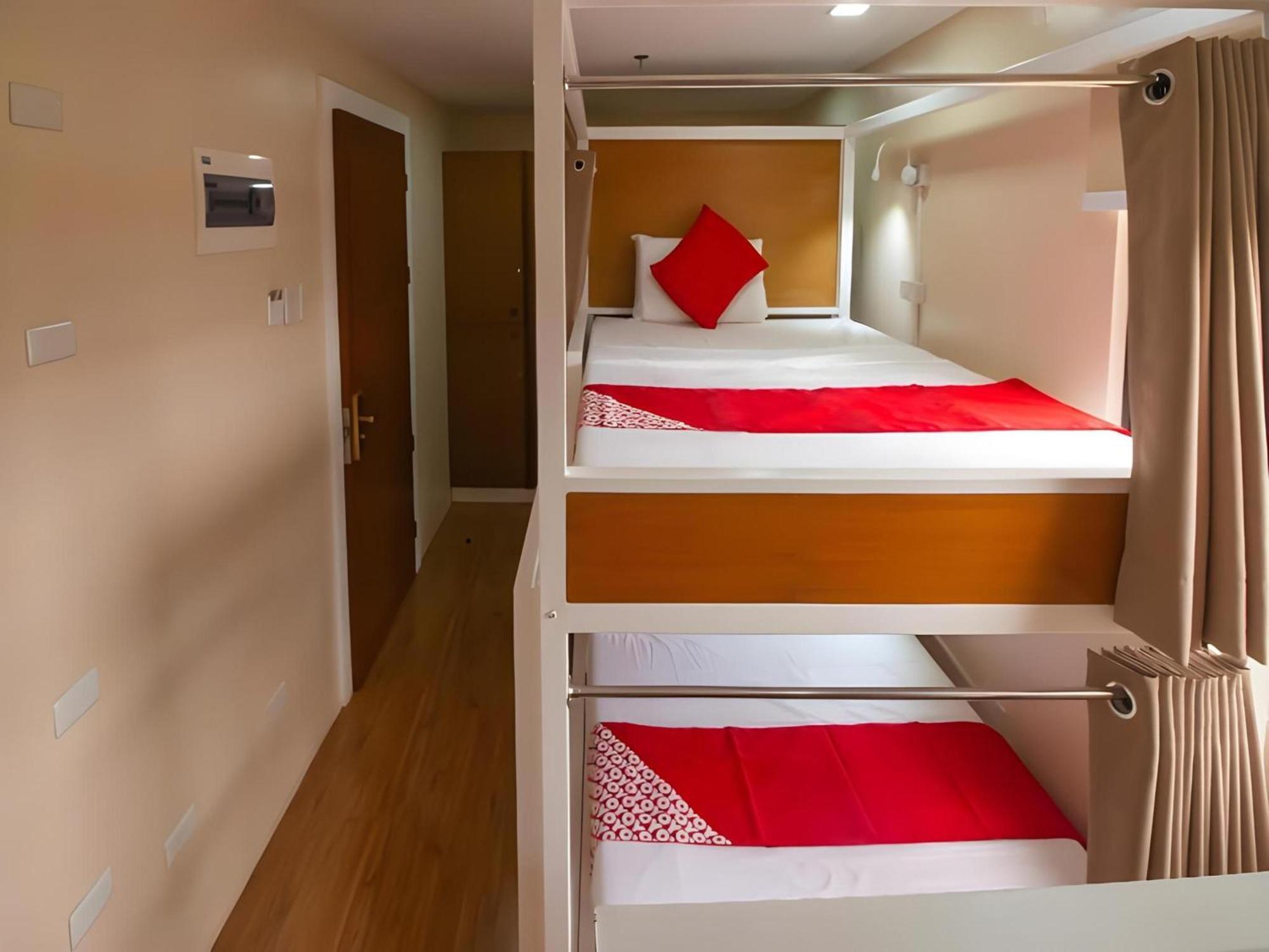 Super Oyo 832 The Teepee Place Hostel & Residence Inn 宿务 外观 照片
