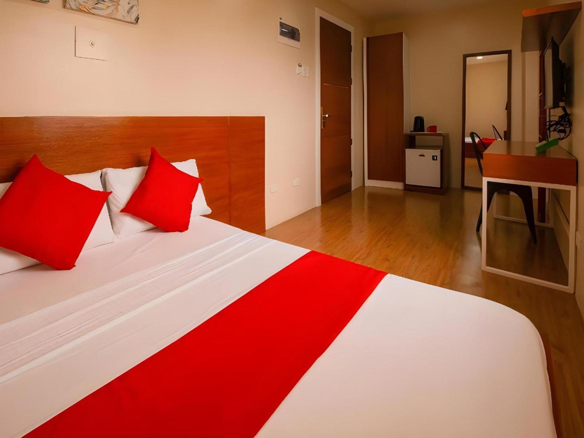 Super Oyo 832 The Teepee Place Hostel & Residence Inn 宿务 外观 照片