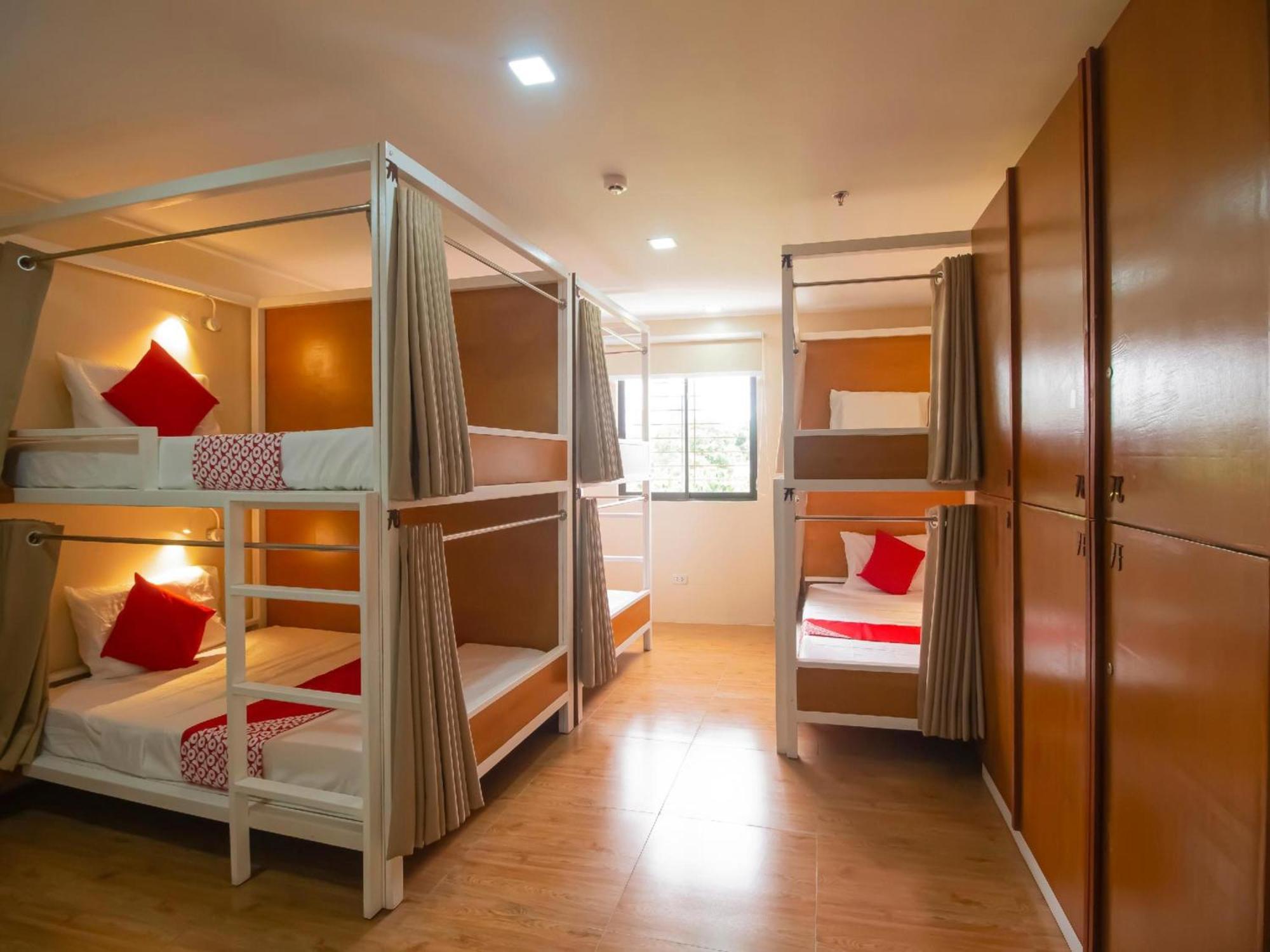 Super Oyo 832 The Teepee Place Hostel & Residence Inn 宿务 外观 照片